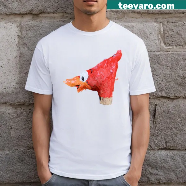 Illustration of a bird on wood on a T-shirt