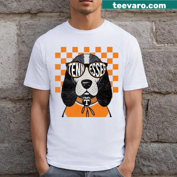 Tennessee Coonhound themed T-shirt for dog lovers