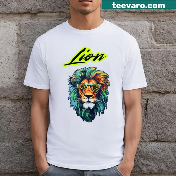 Illustration of a lion's head T-shirt