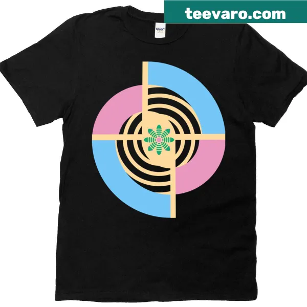 Minimalist T-shirt with the text 'To Form'
