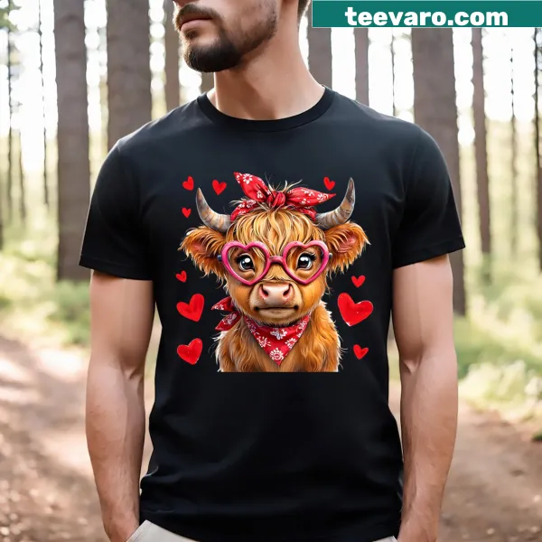 Funny Highland cow t-shirt with hearts for Valentine's Day