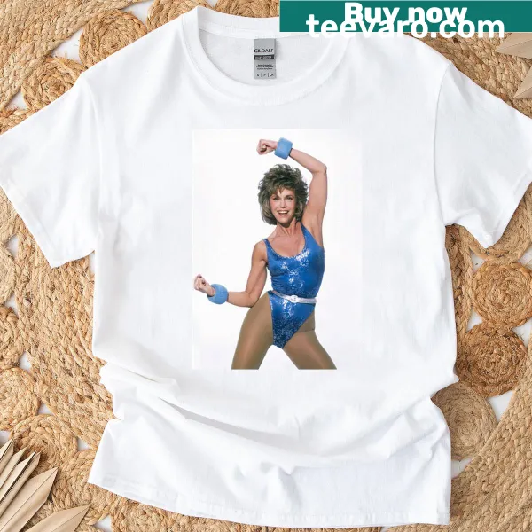 T-shirt featuring a design dedicated to Jane Fonda's smile