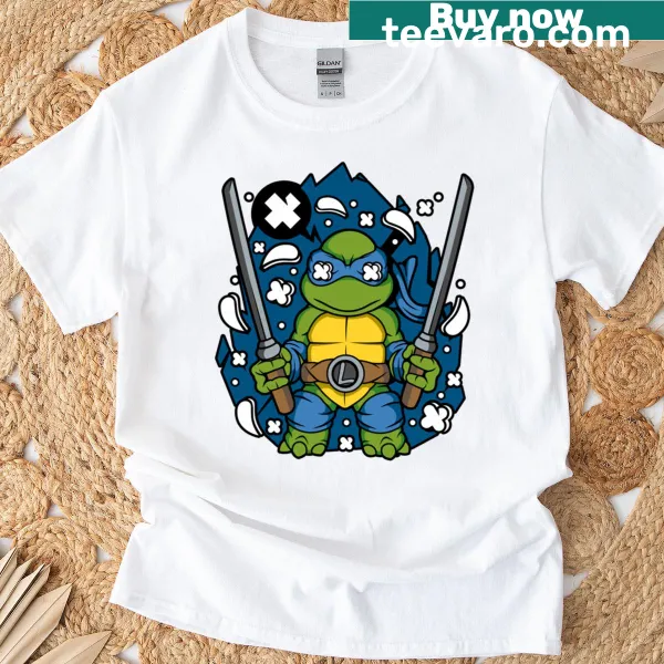 Chibi-style ninja superhero Leonardo T-shirt for kids