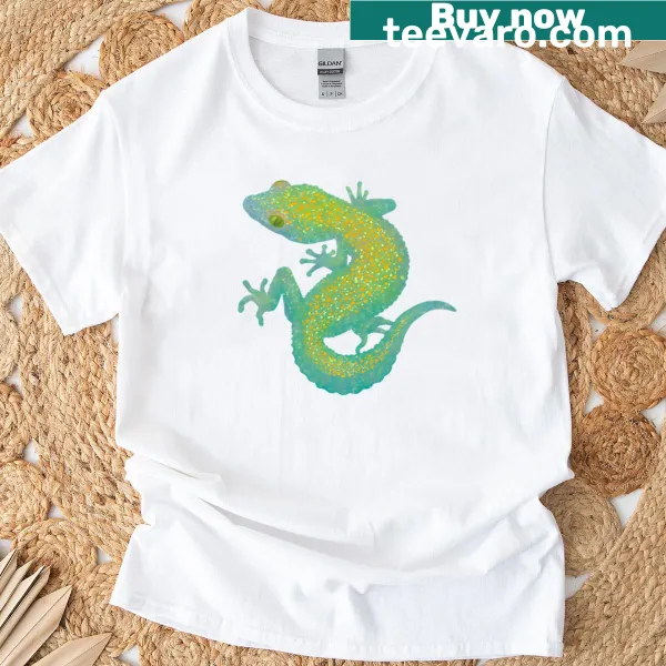 Cute T-shirt featuring a playful illustration of a green sticky gecko.