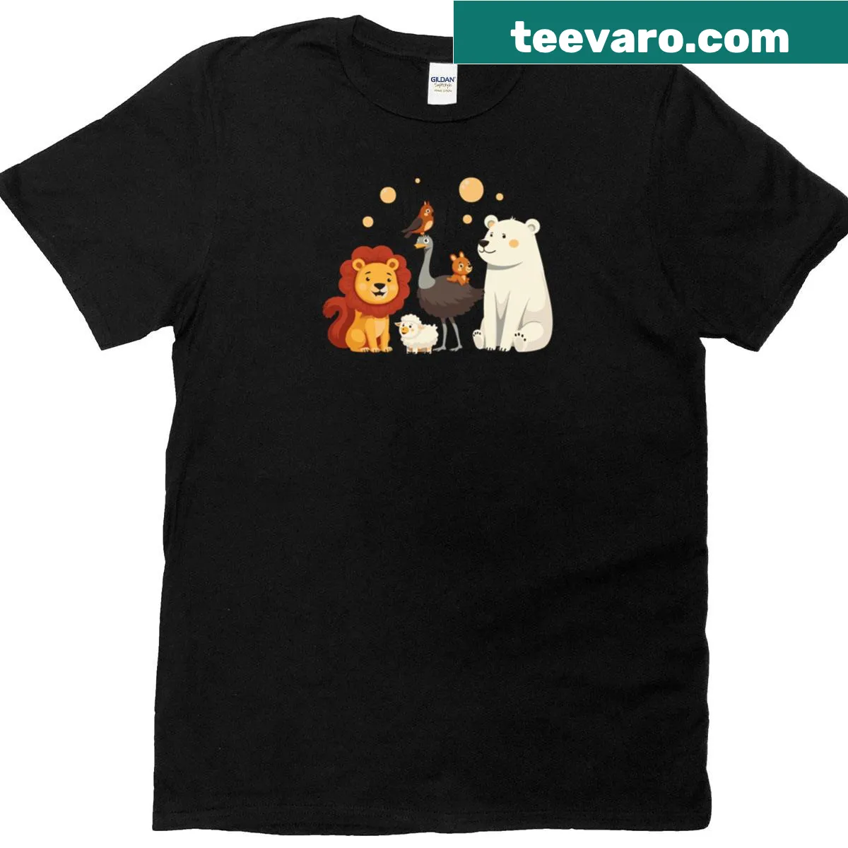 Illustration of safari and arctic animals on a T-shirt — on a men's t-shirt
