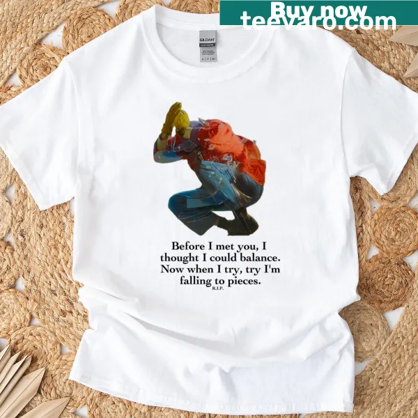 Bold Rip graphic on casual T-shirt