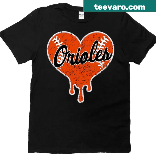 Vintage-style T-shirt featuring hearts and 'Oriole' for family