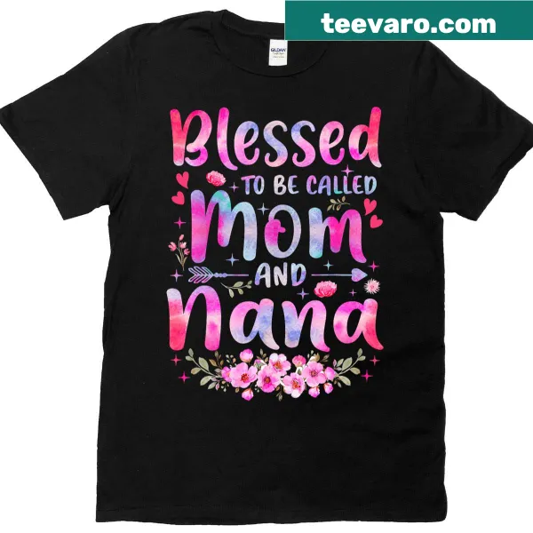 Floral illustrated t-shirt celebrating being called Mom