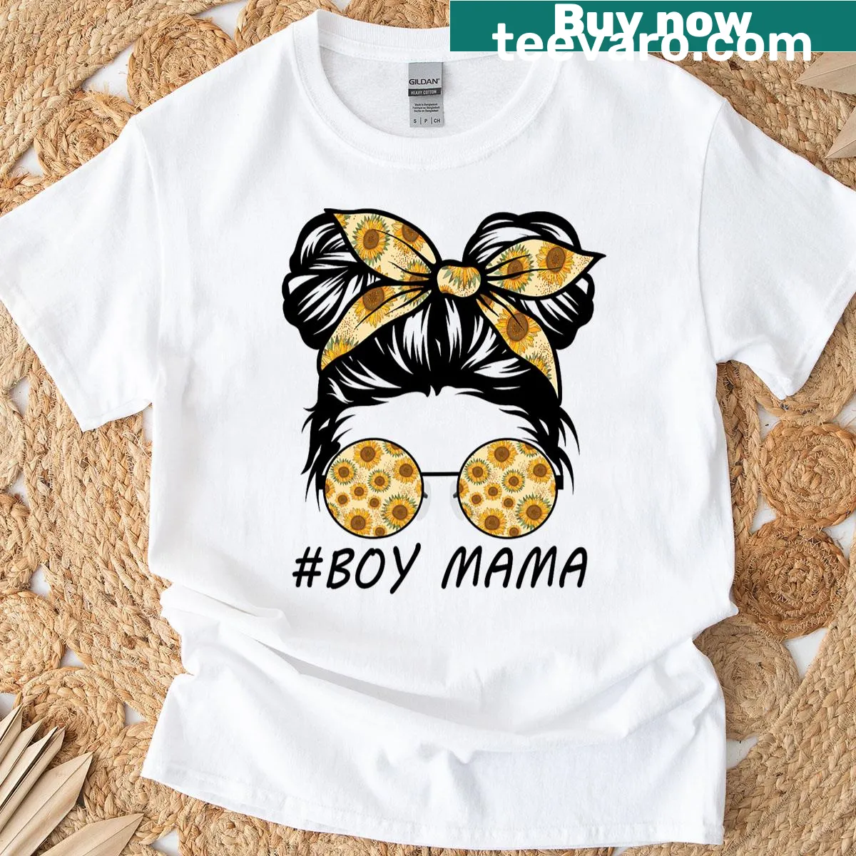Cute T-shirt with 'Mommy', messy hair, and sunflower design for Mother's Day — on a men's t-shirt