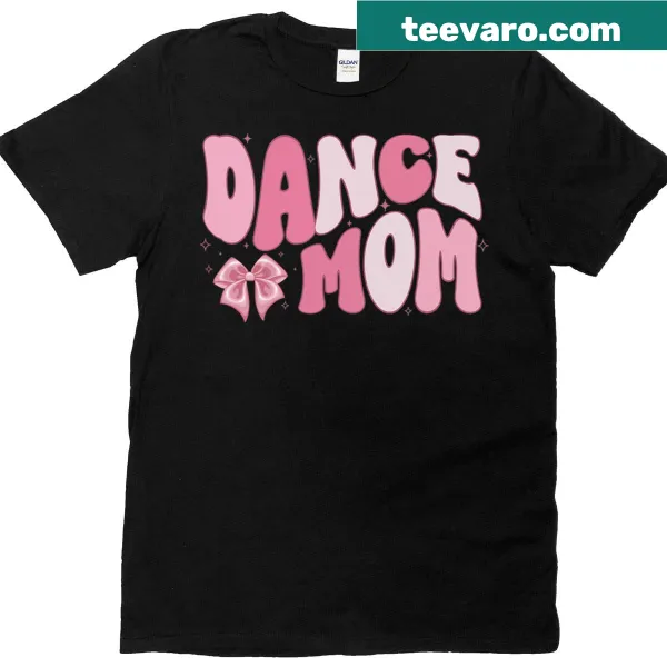Retro graphic t-shirt for moms featuring a playful 'Mama Dance' design