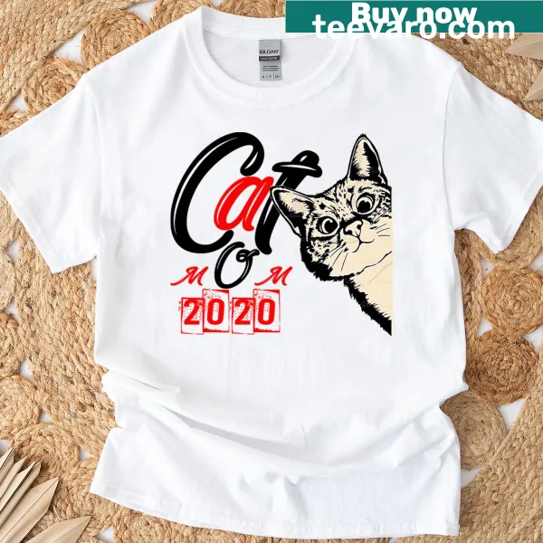 Cute mothers day t-shirt with cat graphic and heartfelt text
