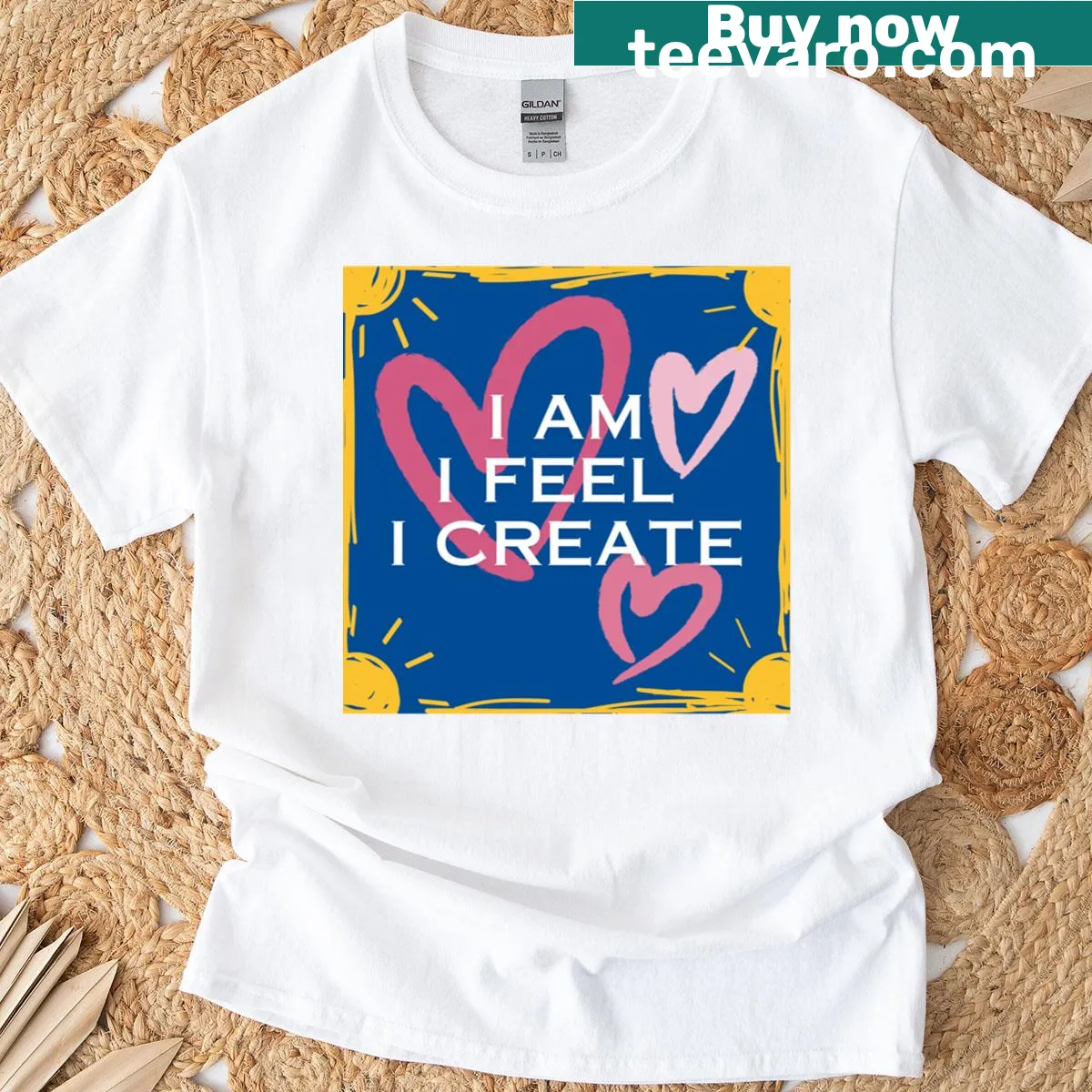 Motivational t-shirt with the phrase 'La Tua Energia Ogni Giorno' for inspiration — on a men's t-shirt