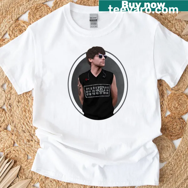 Minimalist design featuring numbers and glasses on a T-shirt