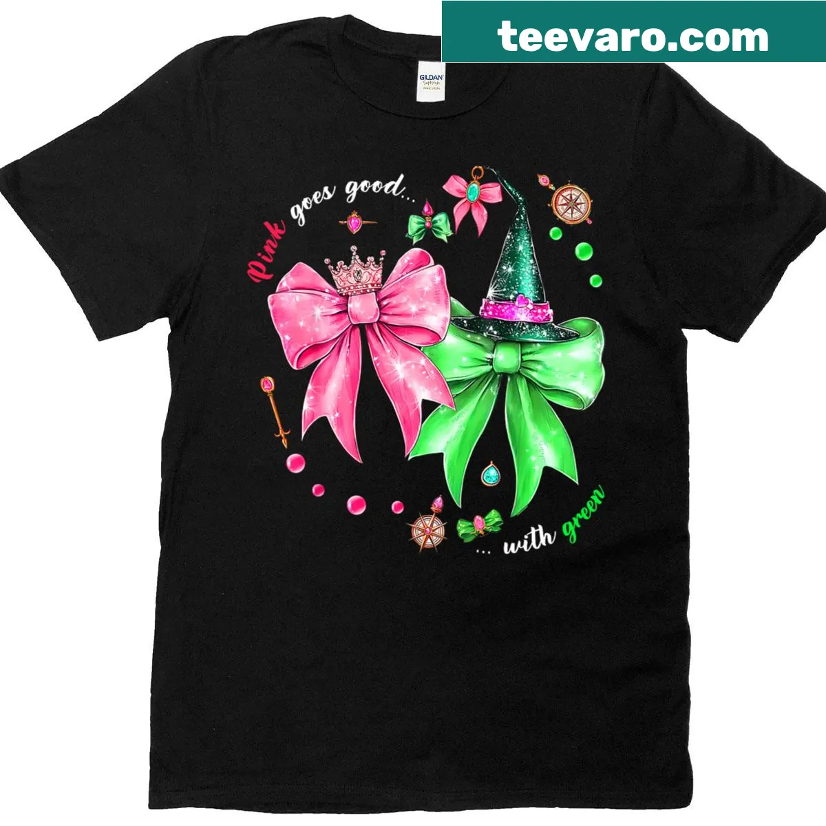 Funny Halloween T-shirt with the text 'Pink Goes Good With Green'. — on a men's t-shirt