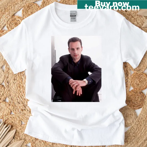 Cute cartoon graphic of Andrew Lincoln on T-shirt