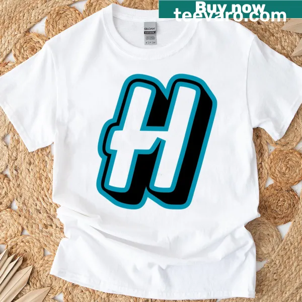 Bold blue letter H on minimalist t-shirt.
