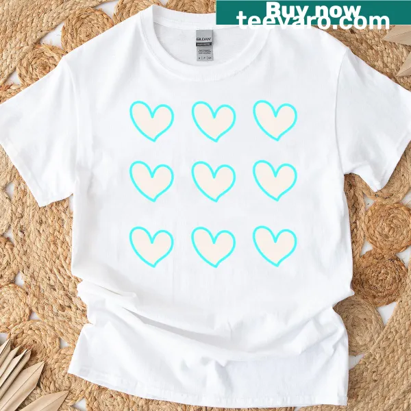 Heart motifs graphic on t-shirt