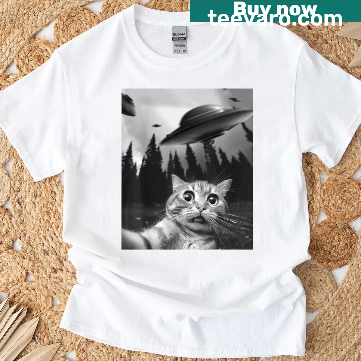 Cartoon cat taking a selfie with UFOs graphic on a T-shirt — on a men's t-shirt