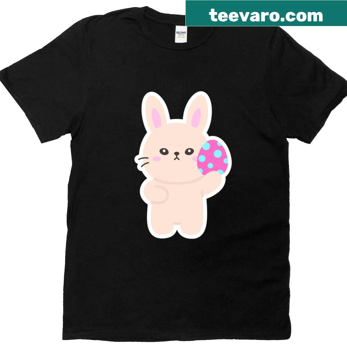 Cute bunny holding a pink Easter egg with polka dots illustration — on a men's t-shirt