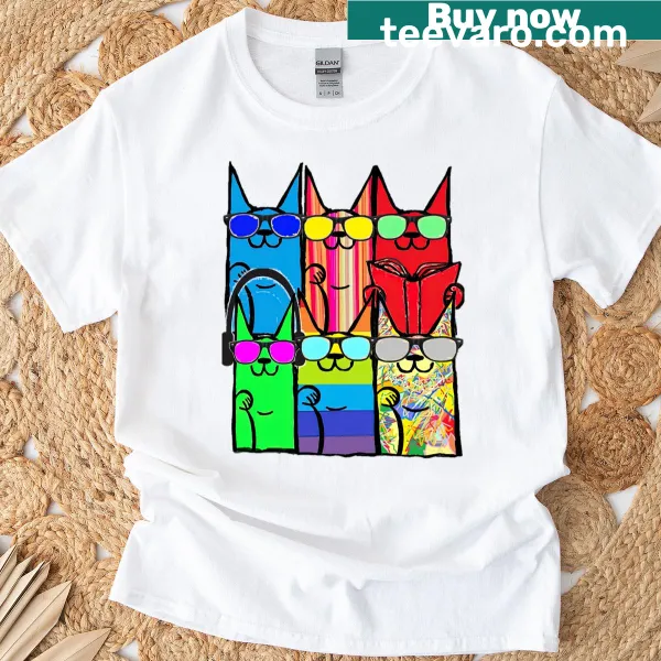 Hipster cat illustration T-shirt with glasses and hat.