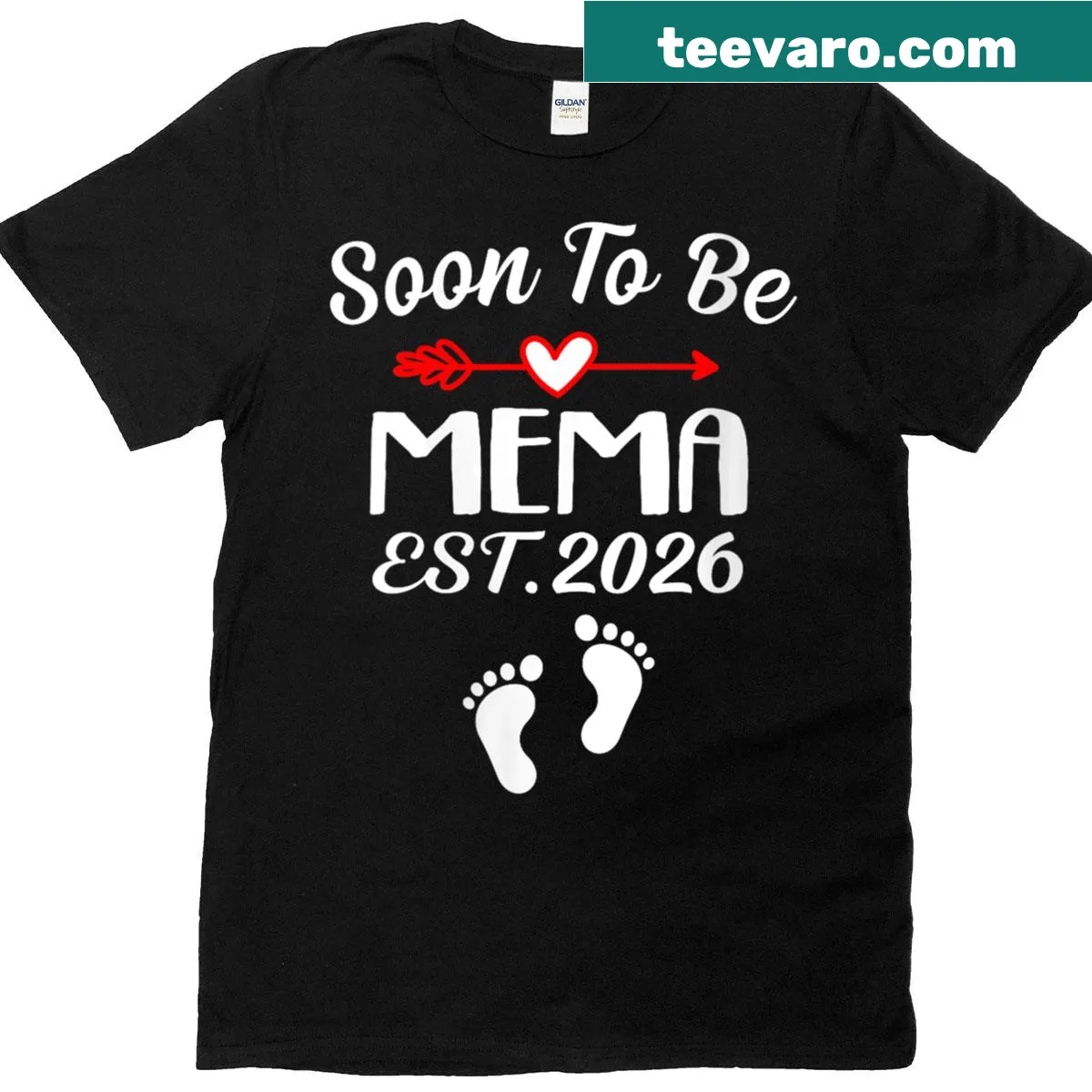Cute baby feet graphic and arrow announcing Memaw status on T-shirt — on a men's t-shirt