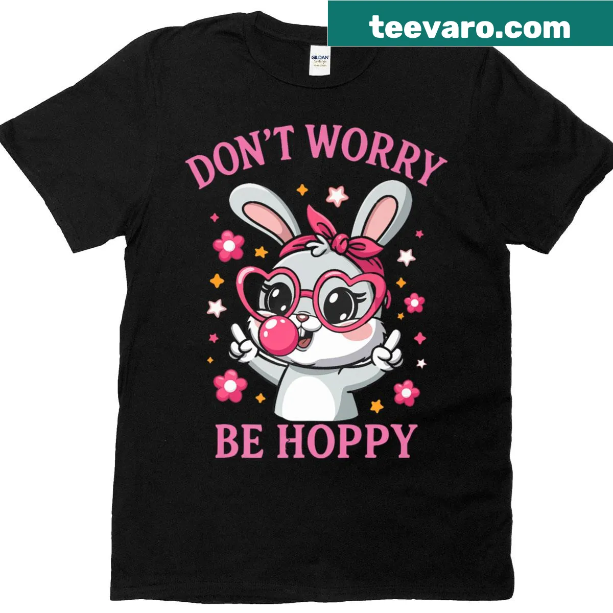 Cute T-shirt with a bunny and the phrase 'Don't Worry Be Hoppy' — on a men's t-shirt