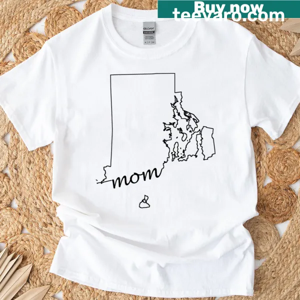 Rhode Island-themed T-shirt celebrating moms in the state