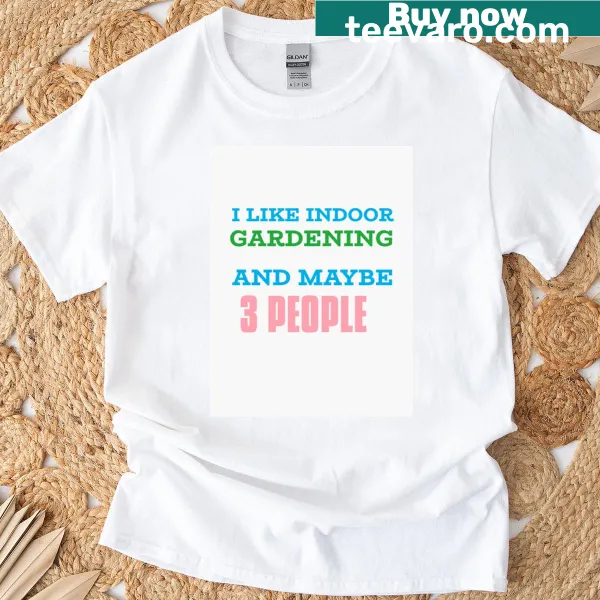 T-shirt inspired by Tina Belcher with the phrase 'Buttloose'.