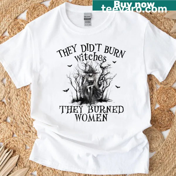 Feminist raglan T-shirt with the quote about women