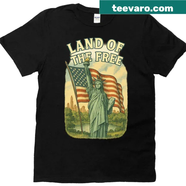 Vintage t-shirt featuring Central Park and Statue of Liberty design.