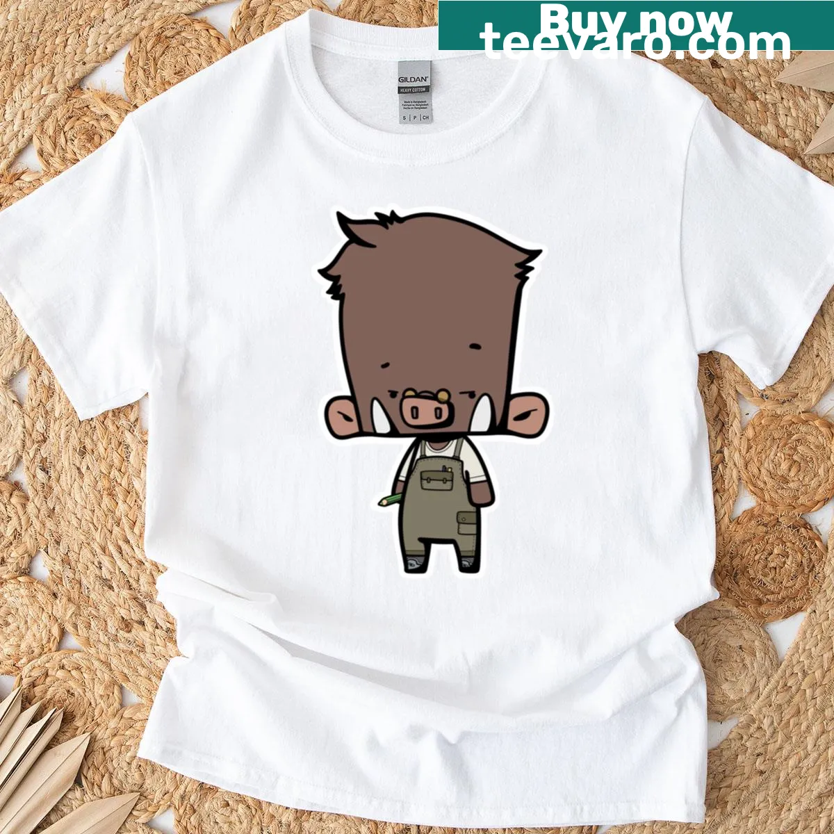 Illustration of a wild boar in a pencil design on a T-shirt. — on a men's t-shirt