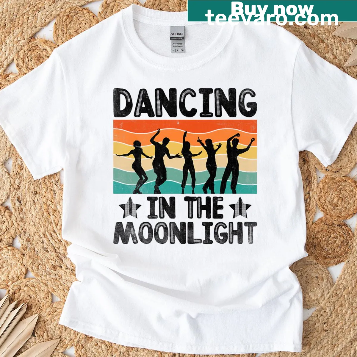 Vintage 70s dancing illustration on a retro t-shirt — on a men's t-shirt