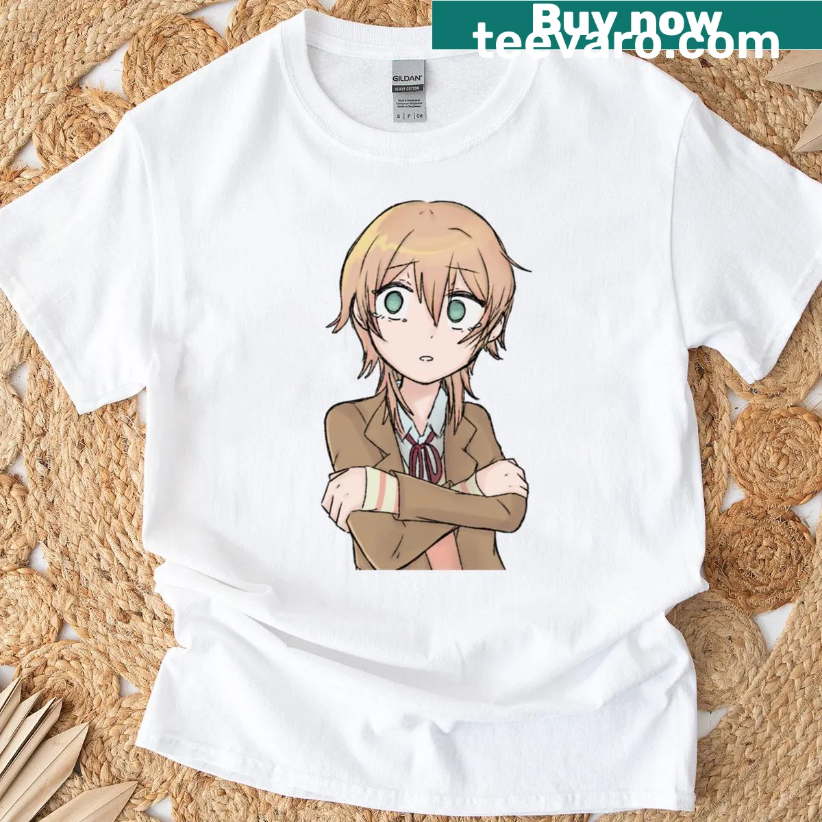 Minimalist silhouette design of Kusunoki Muu on a T-shirt — on a men's t-shirt