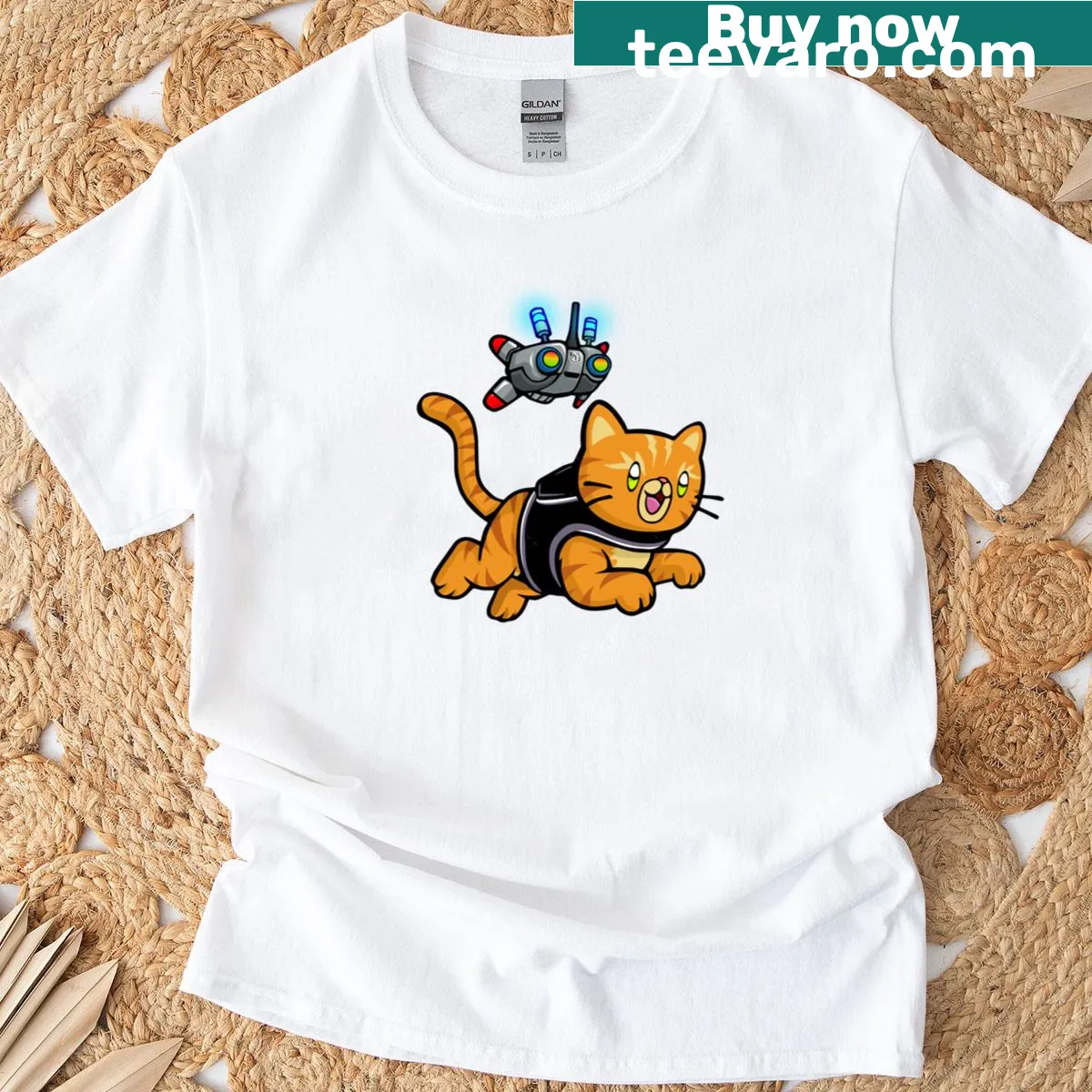 Illustration of stray cat from the Stray video game on T-shirt — on a men's t-shirt