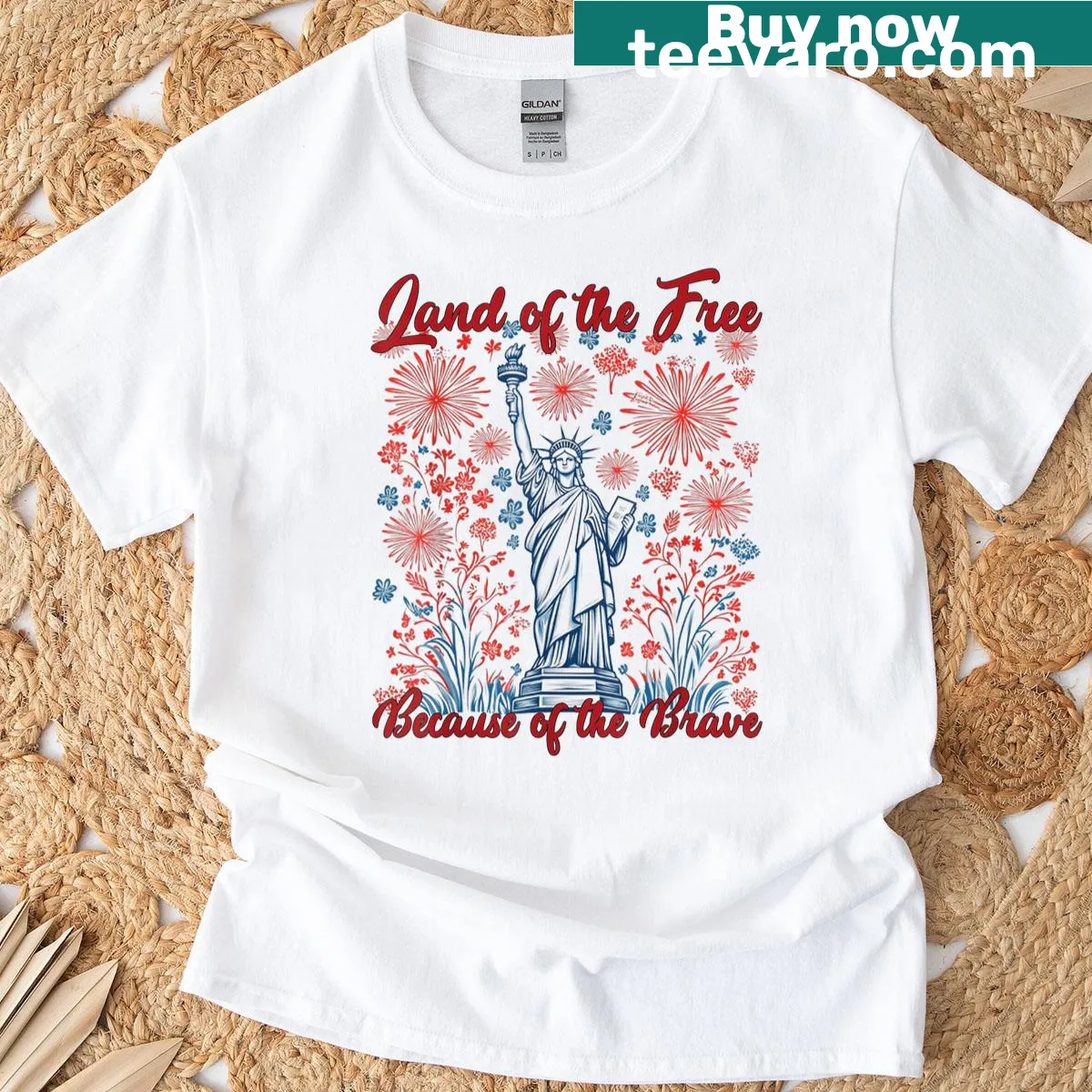 Vintage-style illustration of the Statue of Liberty on a veteran t-shirt — on a men's t-shirt