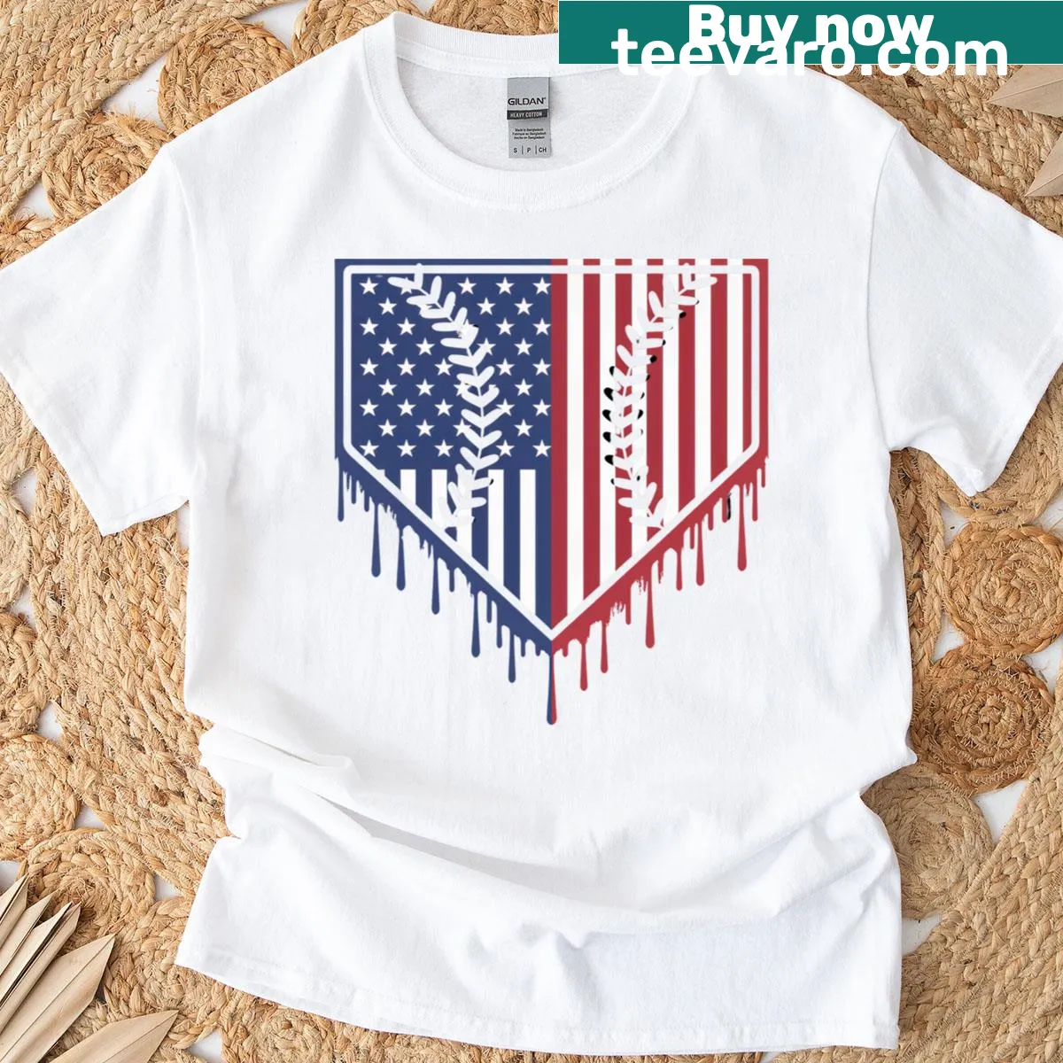 Patriotic shirt with ice cream and American flag illustration — on a men's t-shirt