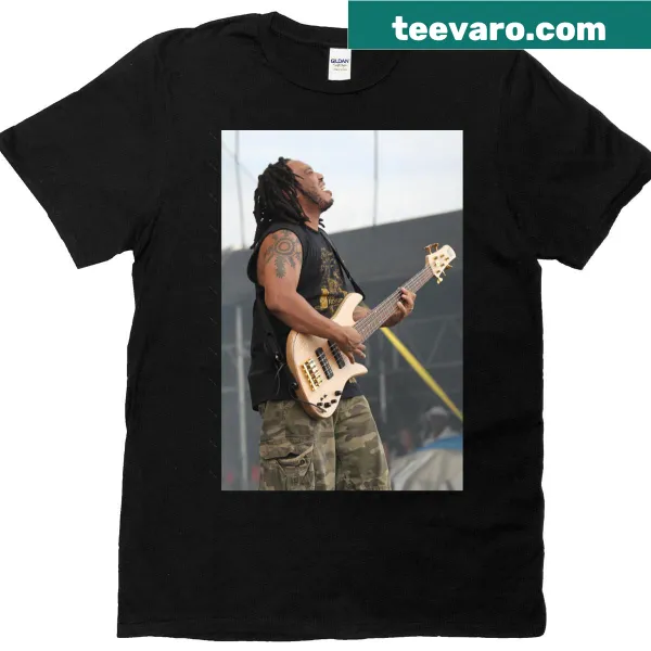 Oversized T-shirt featuring a realistic photograph of tree roots