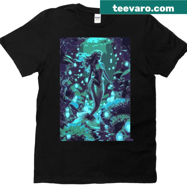 Oversized t-shirt with mystical mermaid underwater design