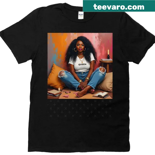 Oversized T-shirt displaying 'The Queen 2 B' in bold text.