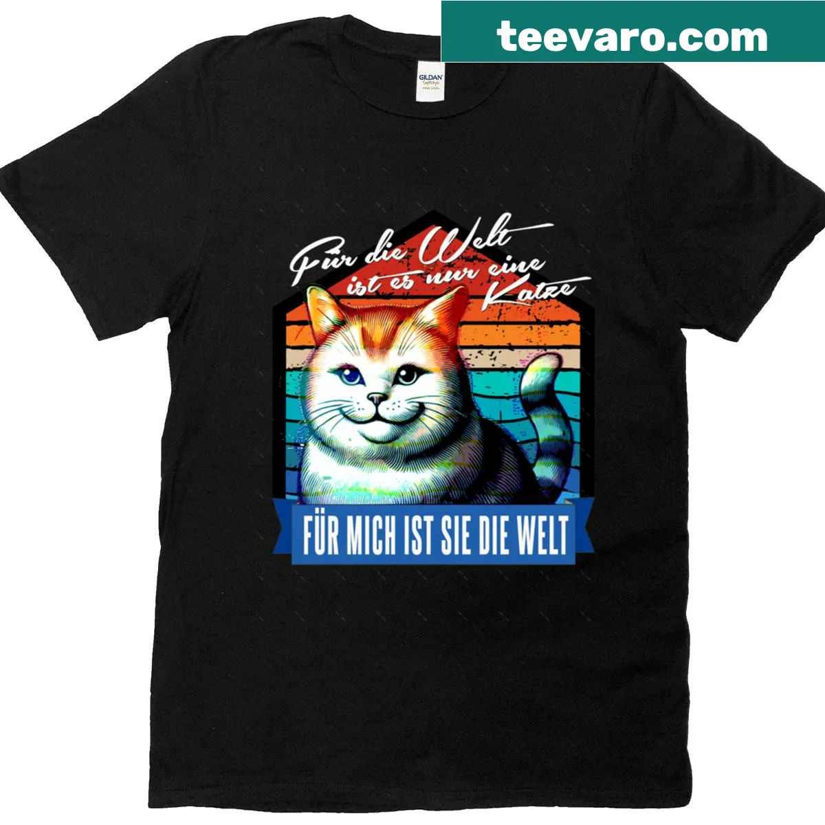 Oversized t-shirt expressing love for cats — on a men's t-shirt