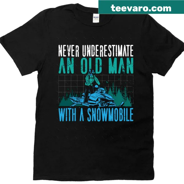Oversized T-shirt with 'Never Underestimate An Old Snow' graphic
