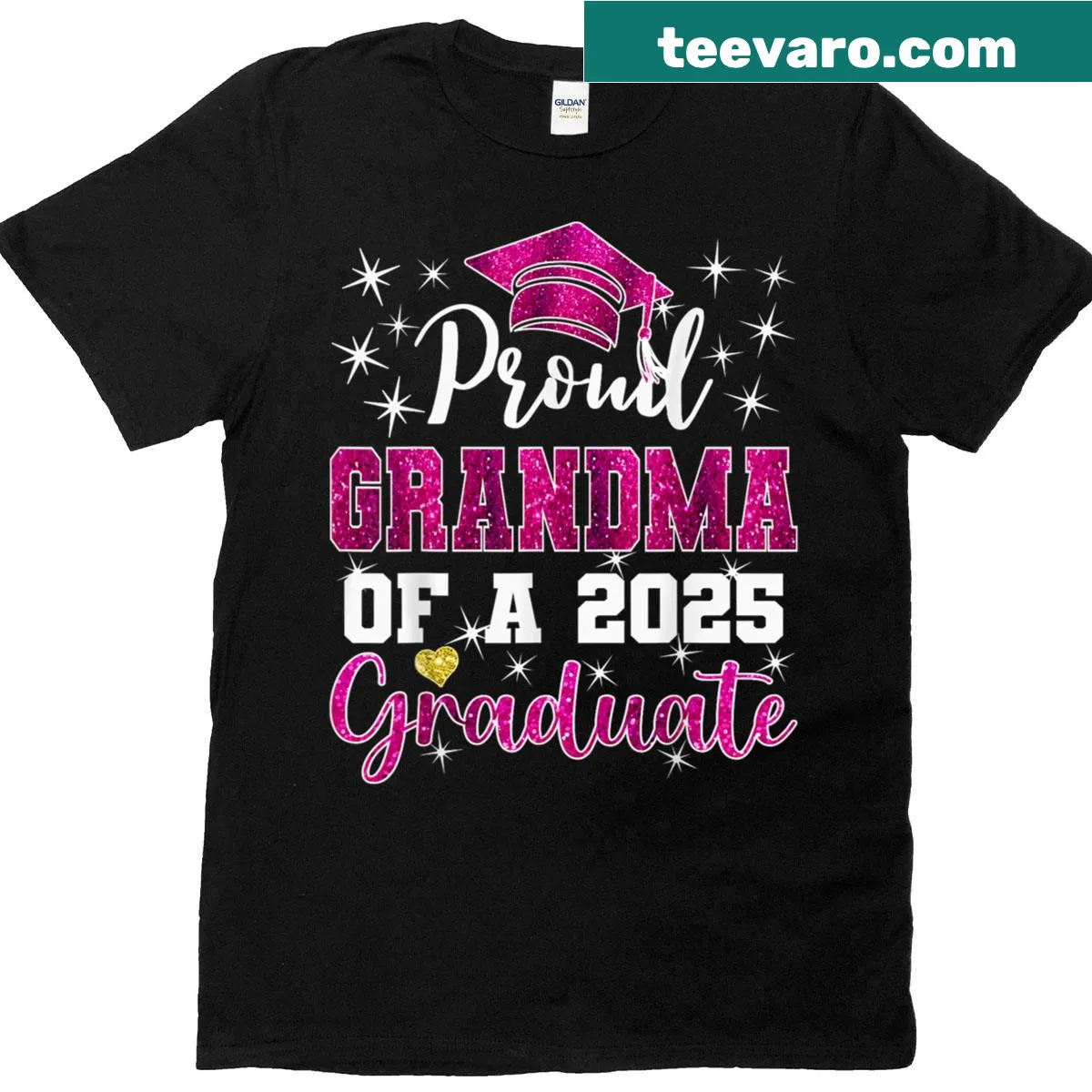 T-shirt for proud grandmas of 2025 graduates — on a men's t-shirt