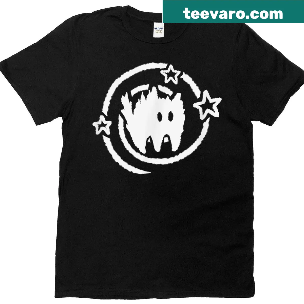 Cartoon T-shirt of a scared tomcat under a starry tail — on a men's t-shirt
