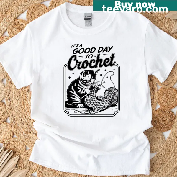 Retro crocheting t-shirt with playful typography and cat motifs