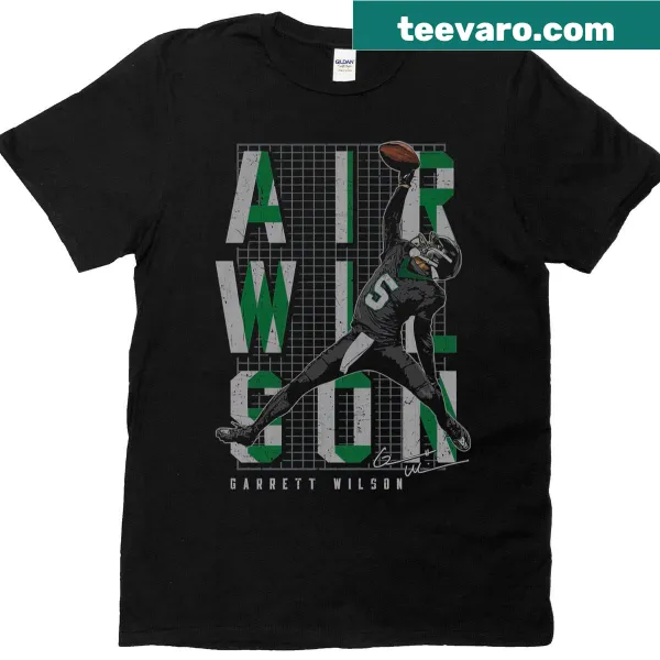 Illustrated T-shirt featuring Garrett Wilson's one-handed catch for football fans