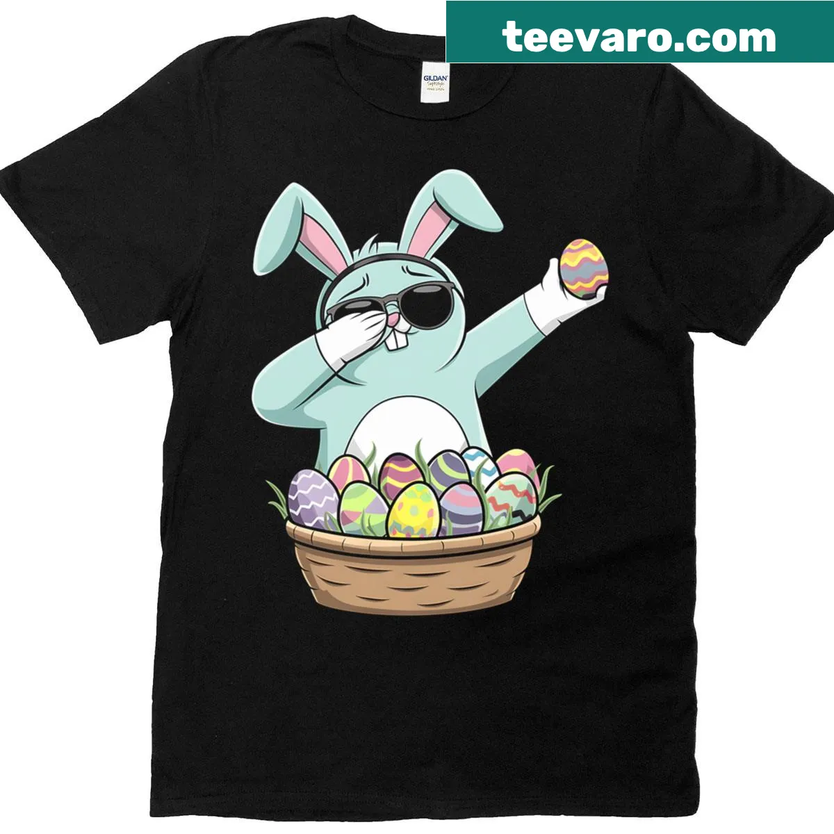 Cartoon bunny dabbing with eggs in a basket for Easter — on a men's t-shirt
