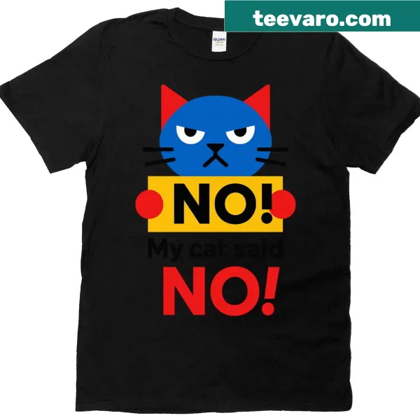 Humorous oversized t-shirt for cat lovers with a cozy vibe