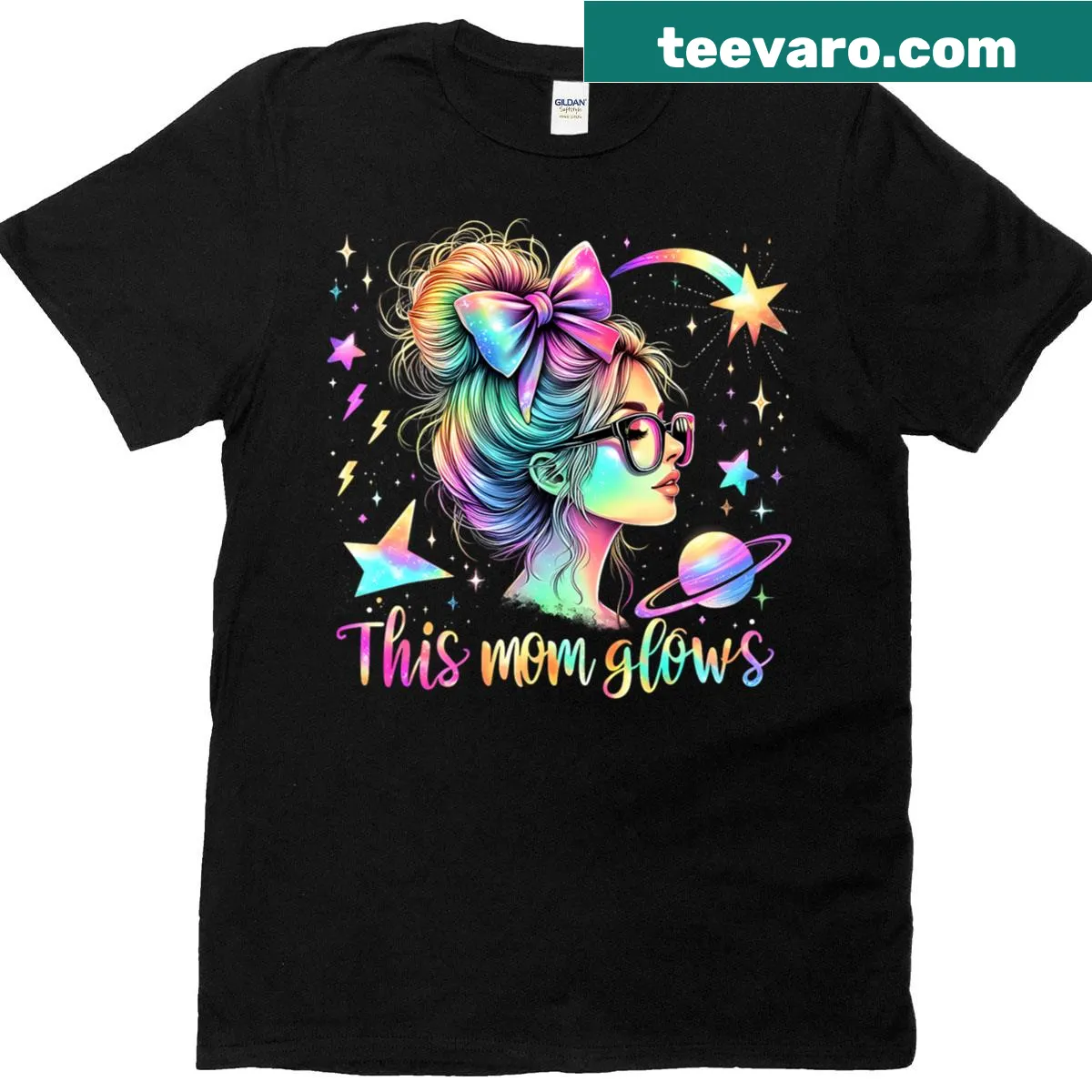 Cheerful Mother's Day T-shirt with retro 80s design — on a men's t-shirt