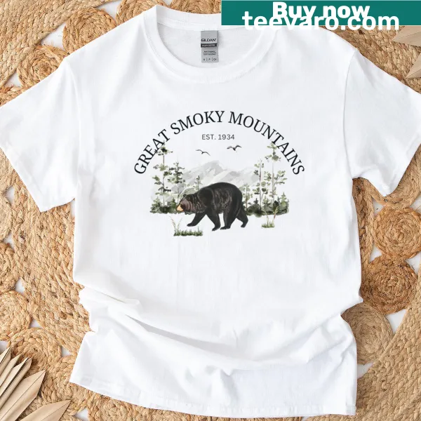 Stylized Smoky Mountains graphic T-shirt for nature lovers