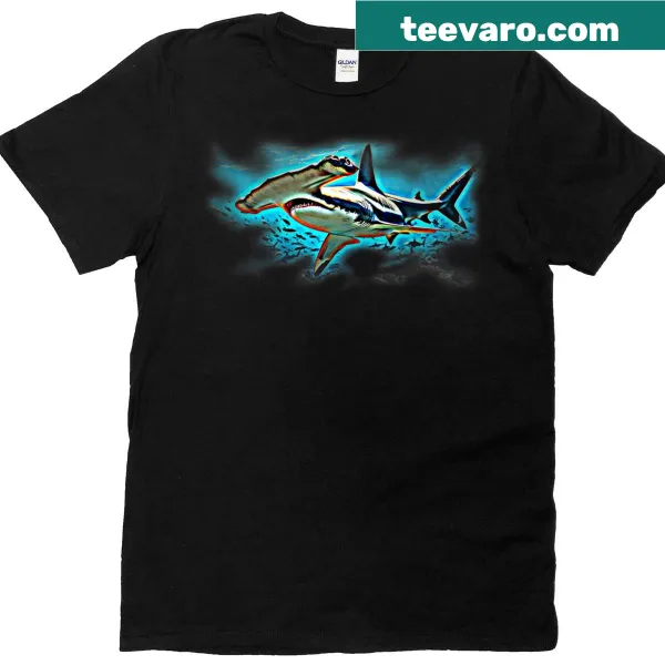 Illustration of a hammerhead shark on a casual T-shirt